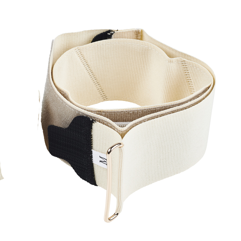 OAF】BACK OPEN STRAP BUISTIER IVORY OAF】BACK OPEN STRAP